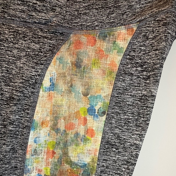 Lularoe Jade Athletic Capris - Picture 10 of 11